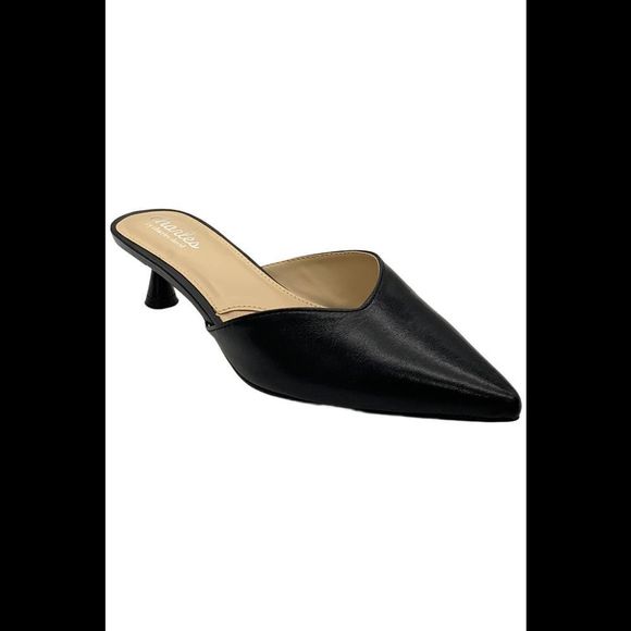 Charles by Charles David Women's Aloe Mule Black - Medium - Picture 1 of 3